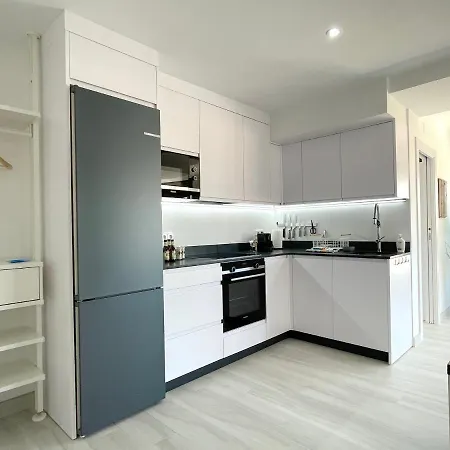 Modern Place City & Beachlife In Heart Of By Solrentspain Apartment